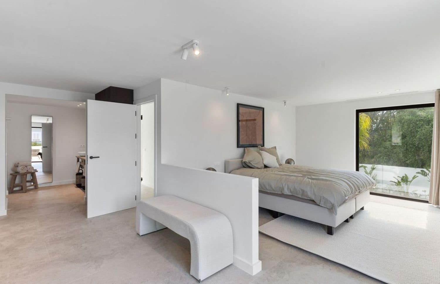 5 bedroom Villa for sale in San Pedro de Alcantara with pool garage - € 4,350,000 (Ref: 9840031)