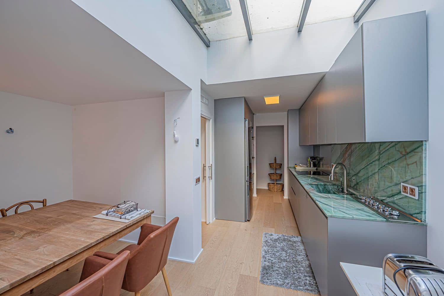 4 bedroom Townhouse for sale in San Pedro de Alcantara with garage - € 890,000 (Ref: 9840760)
