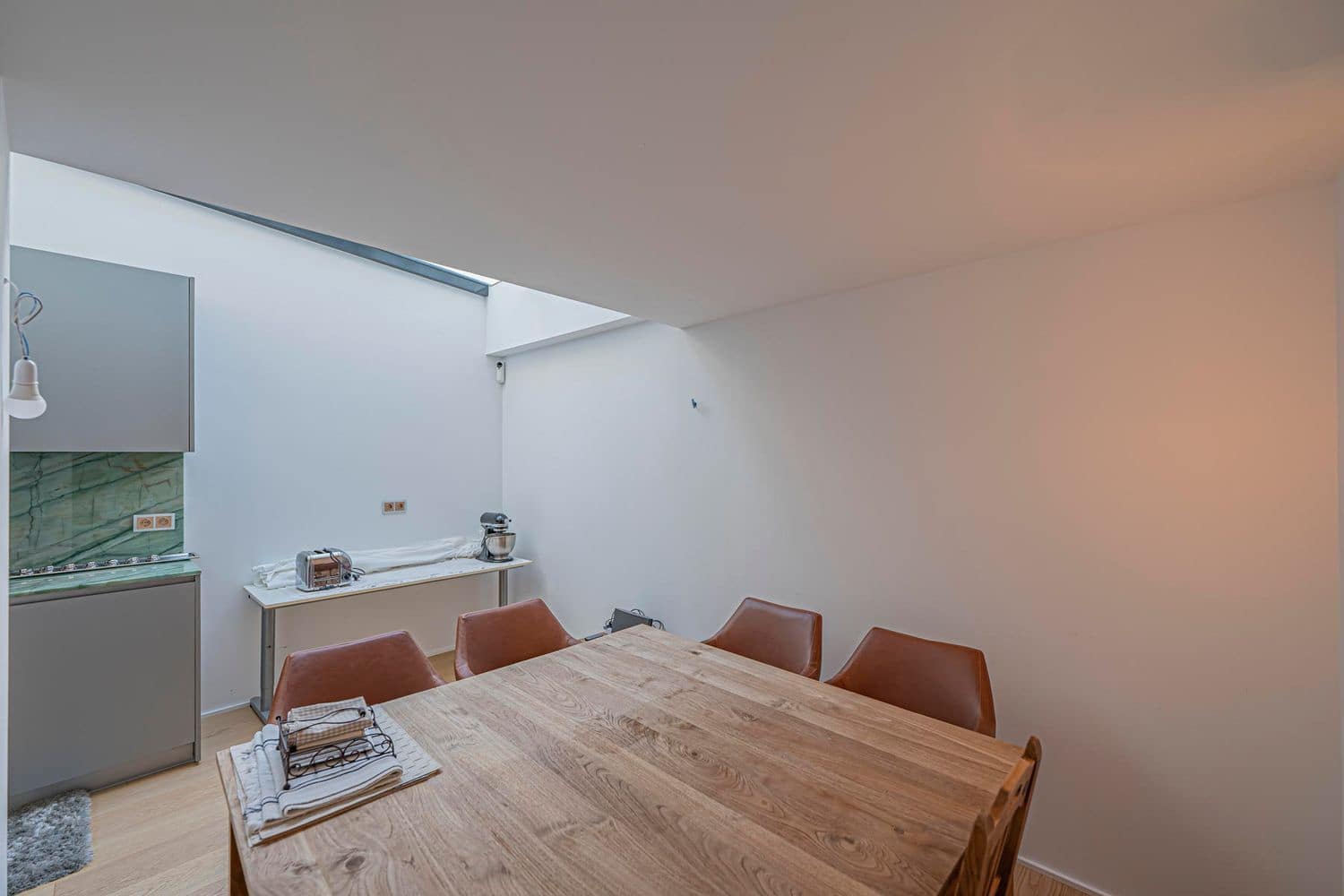 4 bedroom Townhouse for sale in San Pedro de Alcantara with garage - € 890,000 (Ref: 9840760)
