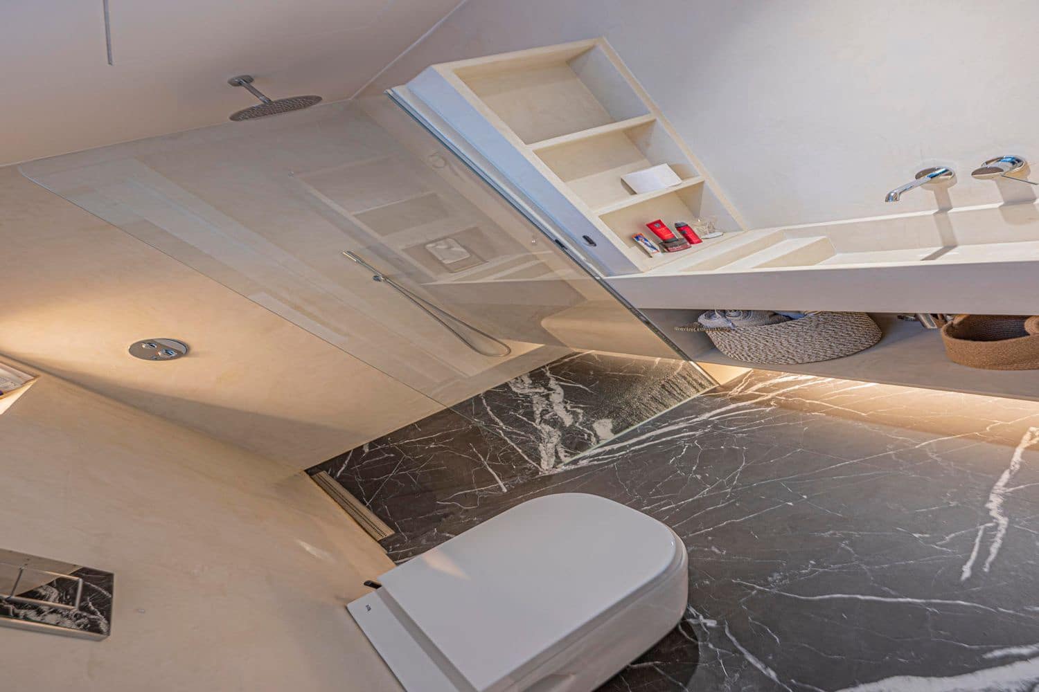 4 bedroom Townhouse for sale in San Pedro de Alcantara with garage - € 890,000 (Ref: 9840760)