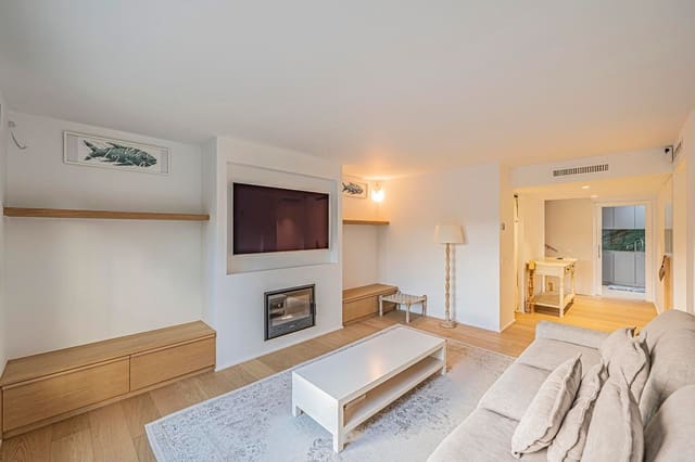 4 soveværelse Byhus til salg i Nueva Alcántara, Marbella med garage - € 890.000 (Ref: 9840760)