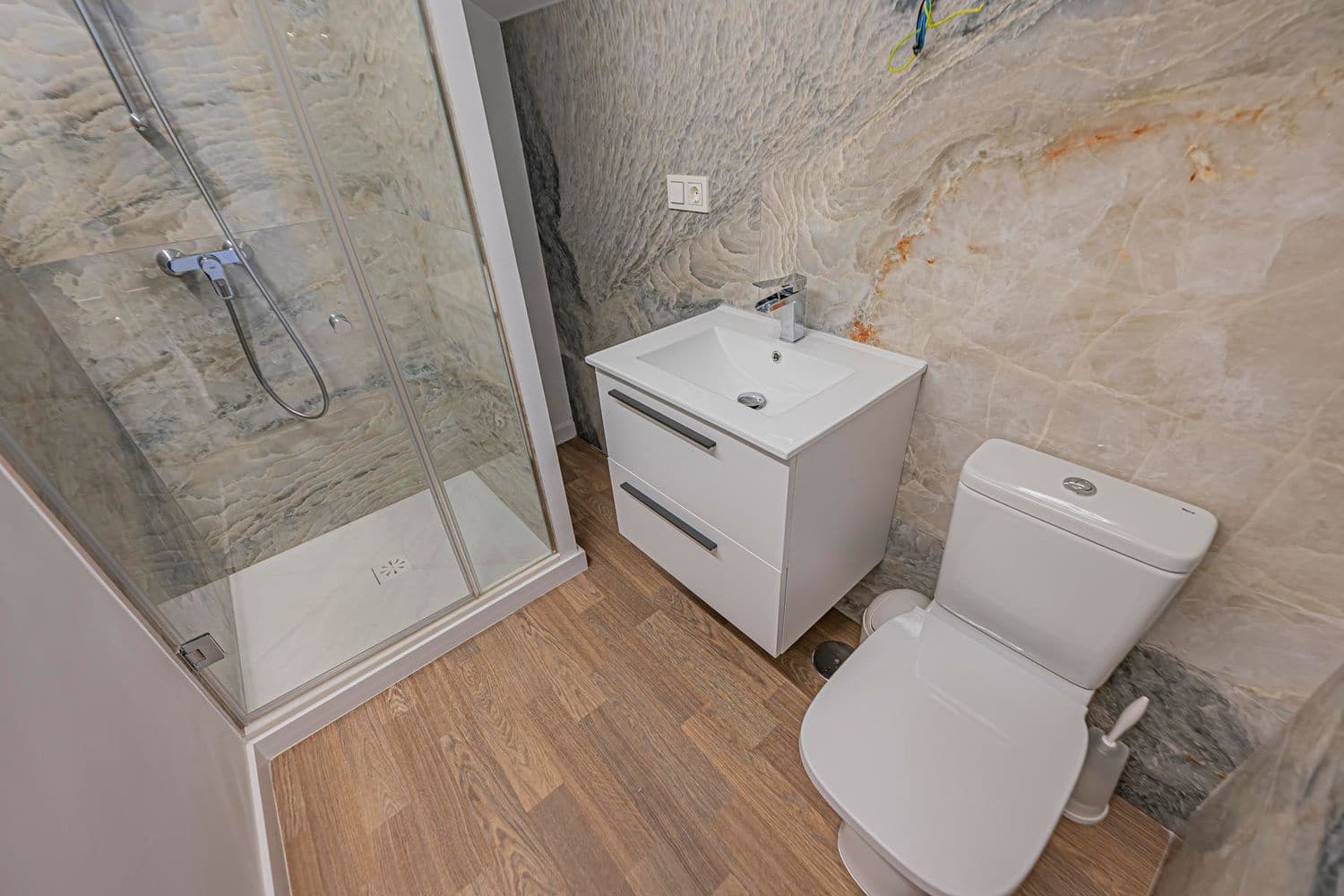 4 bedroom Townhouse for sale in San Pedro de Alcantara with garage - € 890,000 (Ref: 9840760)