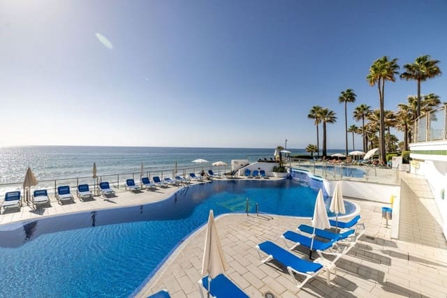 2 sypialnia Apartament na sprzedaż w El Velerín, Estepona z basenem garażem - 495 000 € (Ref: 9844728)