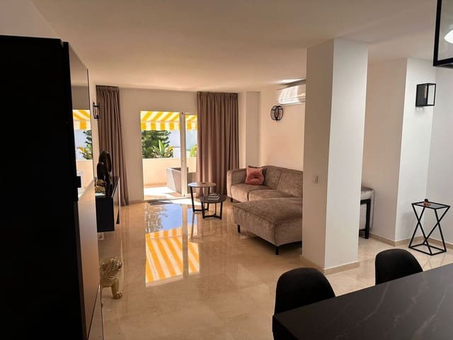 2 sypialnia Apartament na sprzedaż w El Velerín, Estepona z basenem garażem - 495 000 € (Ref: 9844728)
