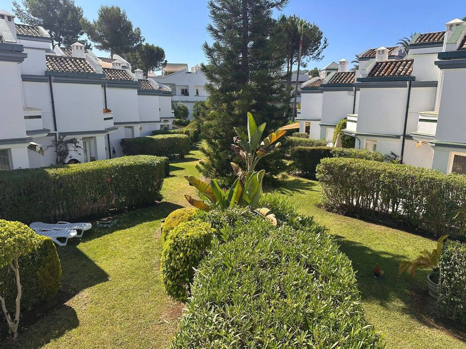 2 sypialnia Apartament na sprzedaż w Estepona z basenem garażem - 495 000 € (Ref: 9844728)