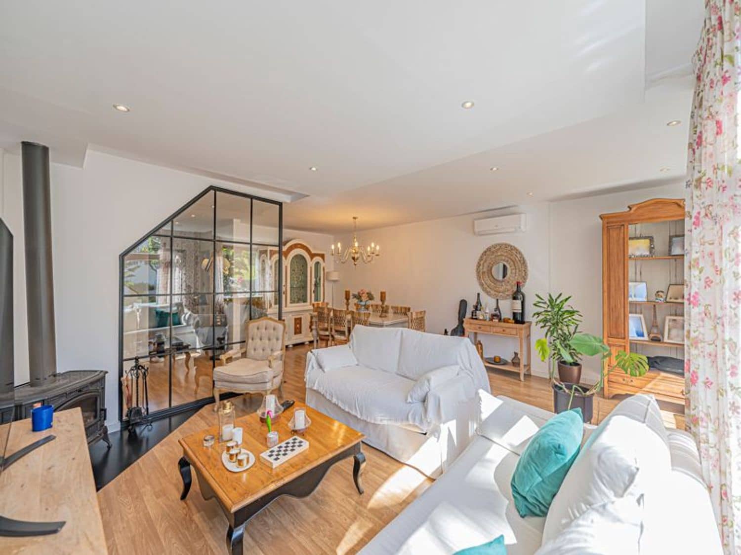 2 soverom Hus til salgs i Atalaya-Isdabe med svømmebasseng garasje - € 549 000 (Ref: 9848997)