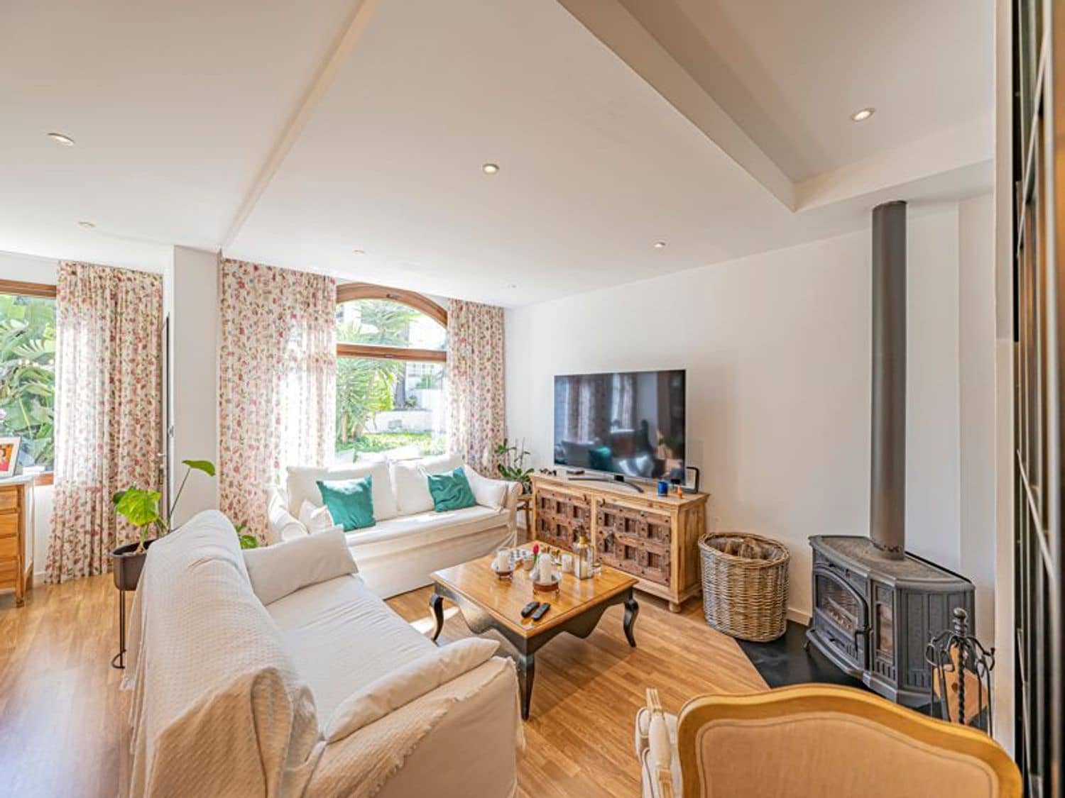 2 soverom Hus til salgs i Atalaya-Isdabe med svømmebasseng garasje - € 549 000 (Ref: 9848997)
