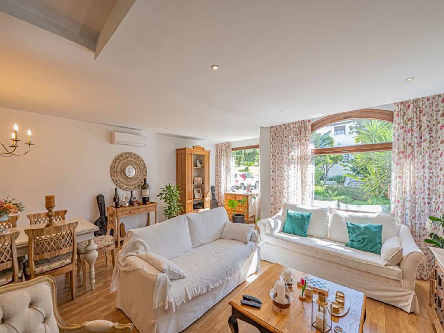 2 soverom Hus til salgs i Atalaya-Isdabe med svømmebasseng garasje - € 549 000 (Ref: 9848997)