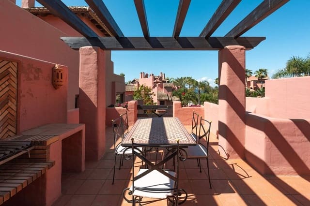 1 Zimmer Apartment zu verkaufen in New Golden Mile, Estepona mit Garage - 1.499.000 € (Ref: 9856310)