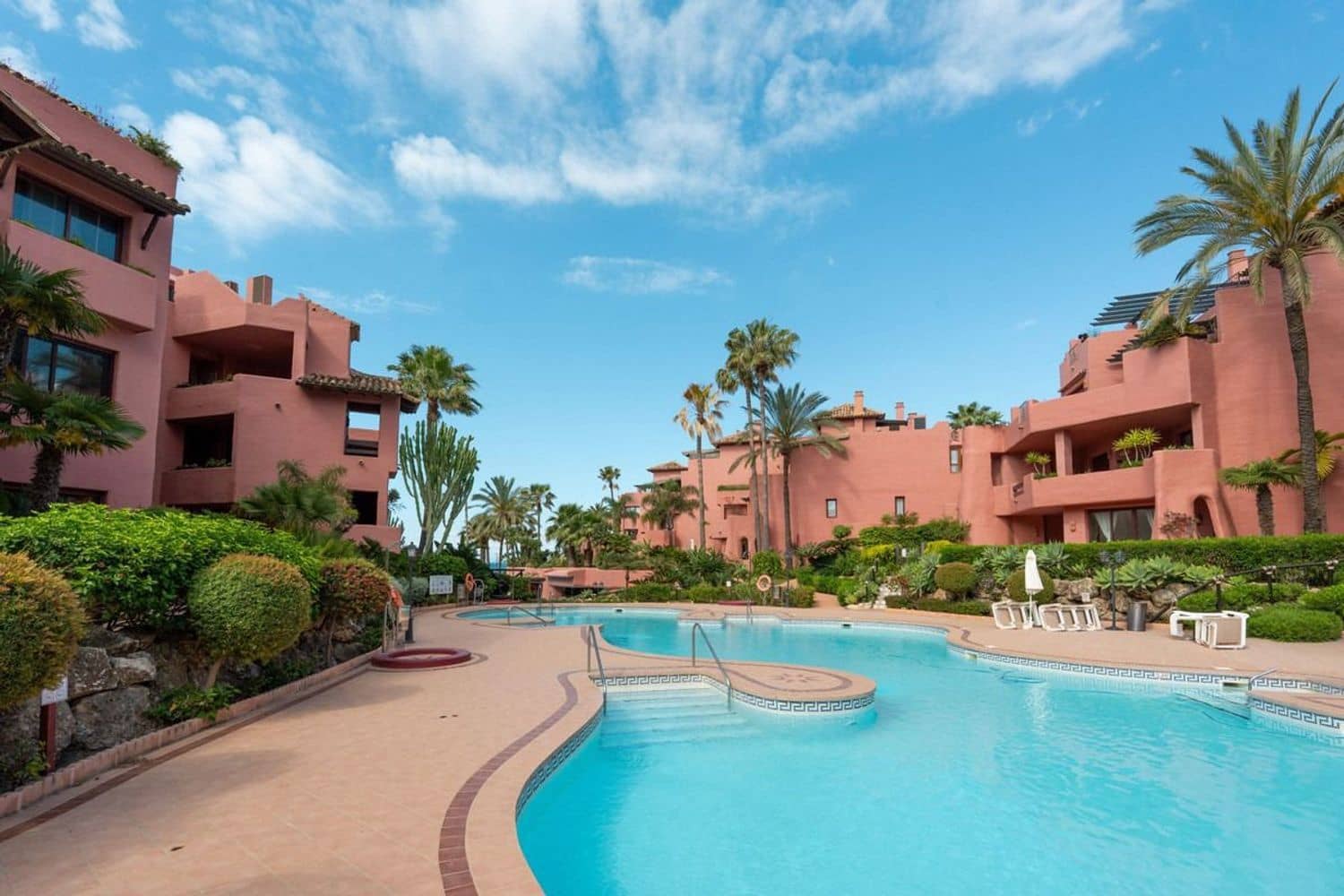 Apartamento de 1 habitación en New Golden Mile en venta con garaje - 1.499.000 € (Ref: 9856310)