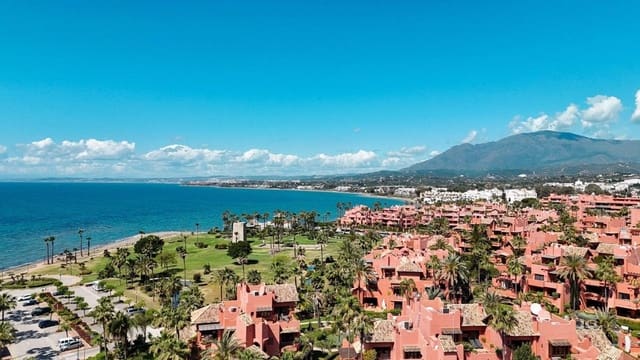 1 Zimmer Apartment zu verkaufen in New Golden Mile, Estepona mit Garage - 1.499.000 € (Ref: 9856310)