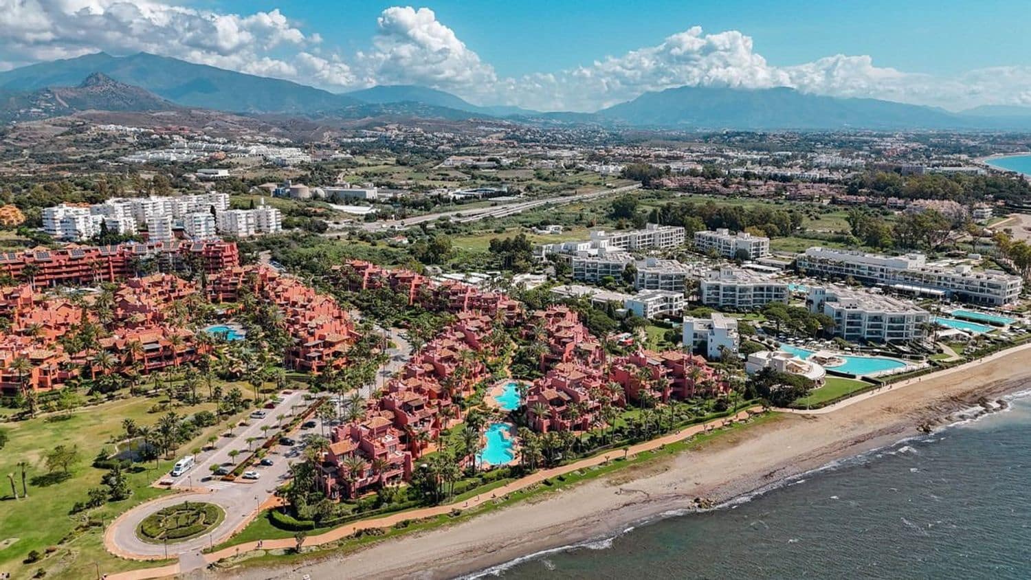 Apartamento de 1 habitación en New Golden Mile en venta con garaje - 1.499.000 € (Ref: 9856310)