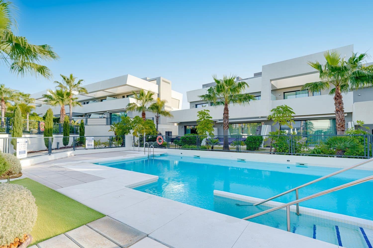 4 chambre Maison de Ville à vendre à La Cala de Mijas avec garage - 1 295 000 € (Ref: 9856311)