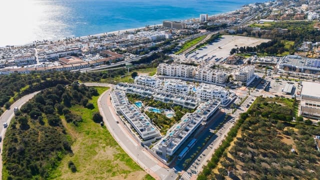 4 chambre Maison de Ville à vendre à La Cala de Mijas, Mijas avec garage - 1 295 000 € (Ref: 9856311)