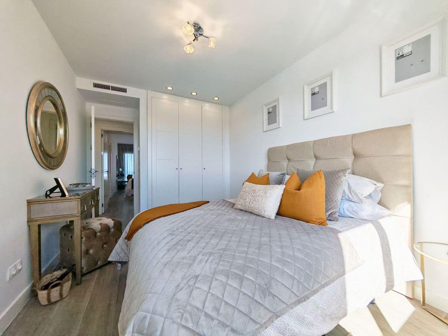 Apartamento de 3 habitaciones en Cabopino en venta con piscina garaje - 1.050.000 € (Ref: 9856312)