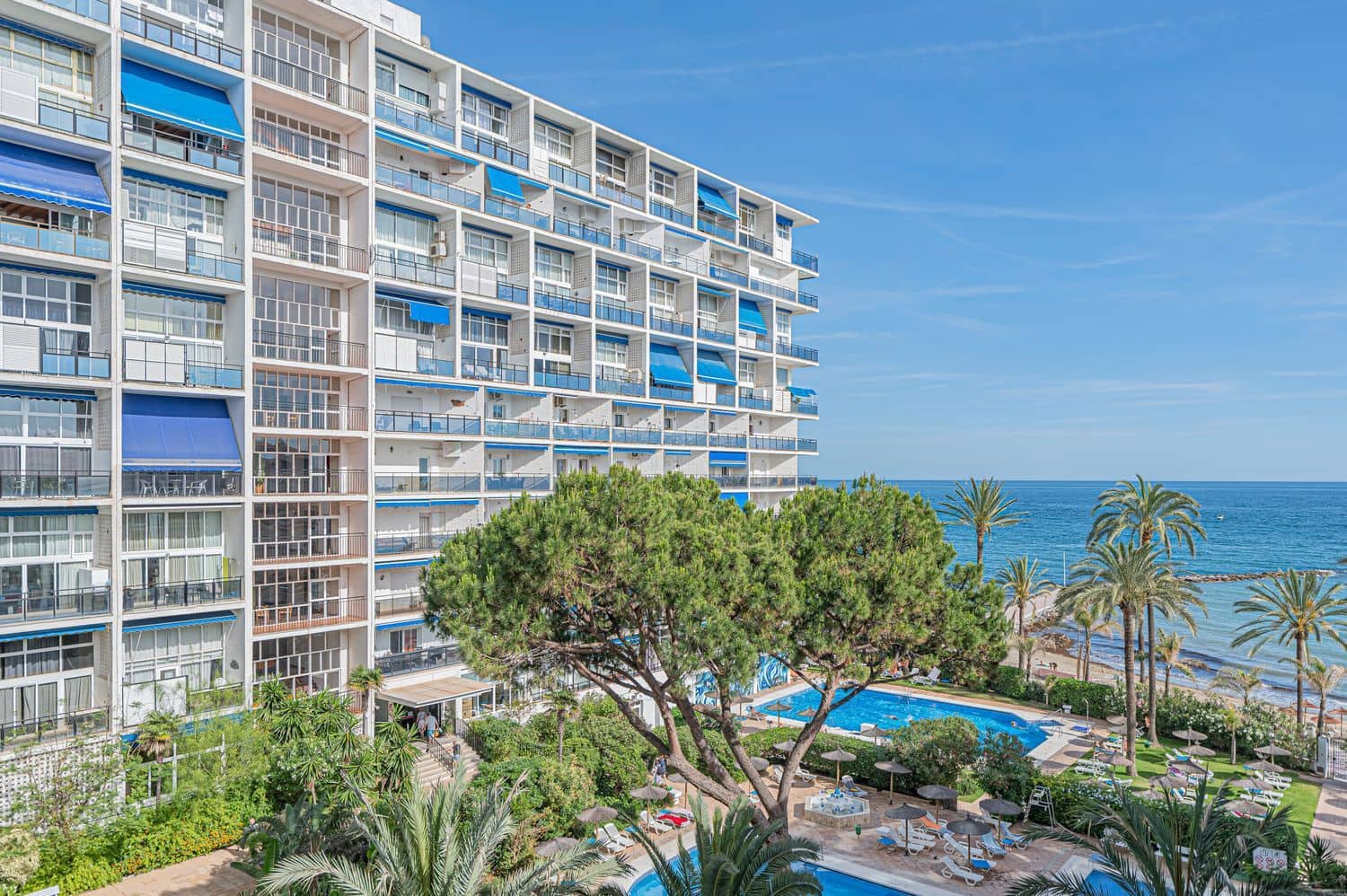 1 makuuhuone Huoneisto myytävänä paikassa Marbella mukana uima-altaan 
autotalli - 494 000 € (Ref: 9856315)