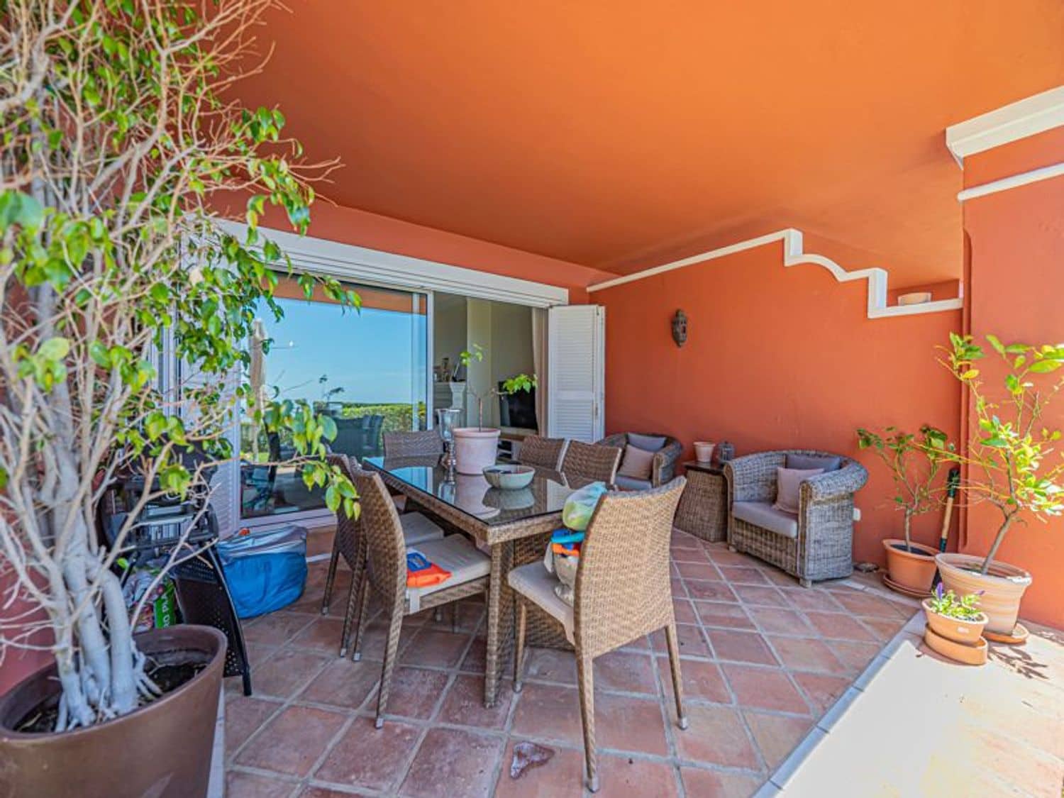 3 sypialnia Apartament na sprzedaż w La Mairena z basenem garażem - 895 000 € (Ref: 9858008)