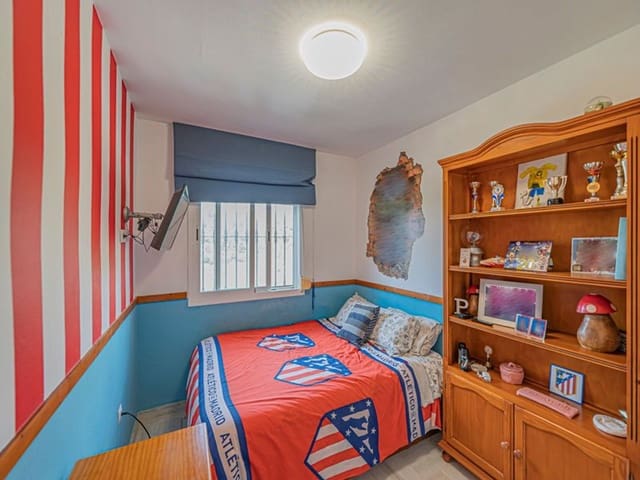 4 quarto Casa em Banda para venda em Bello Horizonte - Lindasol, Marbella com piscina garagem - 529 000 € (Ref: 9858009)