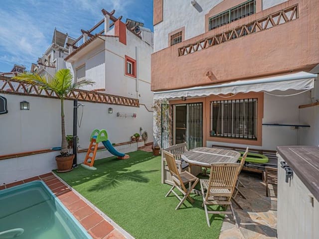 4 quarto Casa em Banda para venda em Bello Horizonte - Lindasol, Marbella com piscina garagem - 529 000 € (Ref: 9858009)