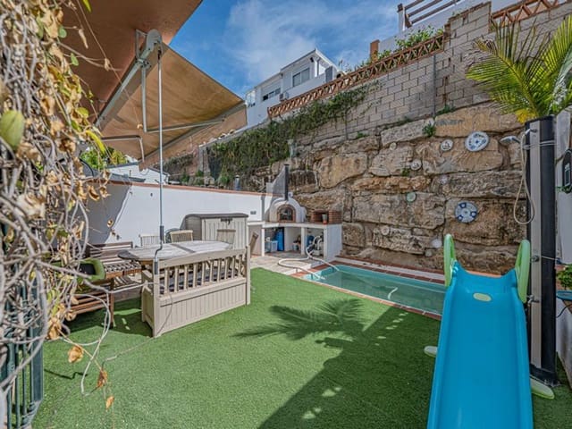 4 quarto Casa em Banda para venda em Bello Horizonte - Lindasol, Marbella com piscina garagem - 529 000 € (Ref: 9858009)
