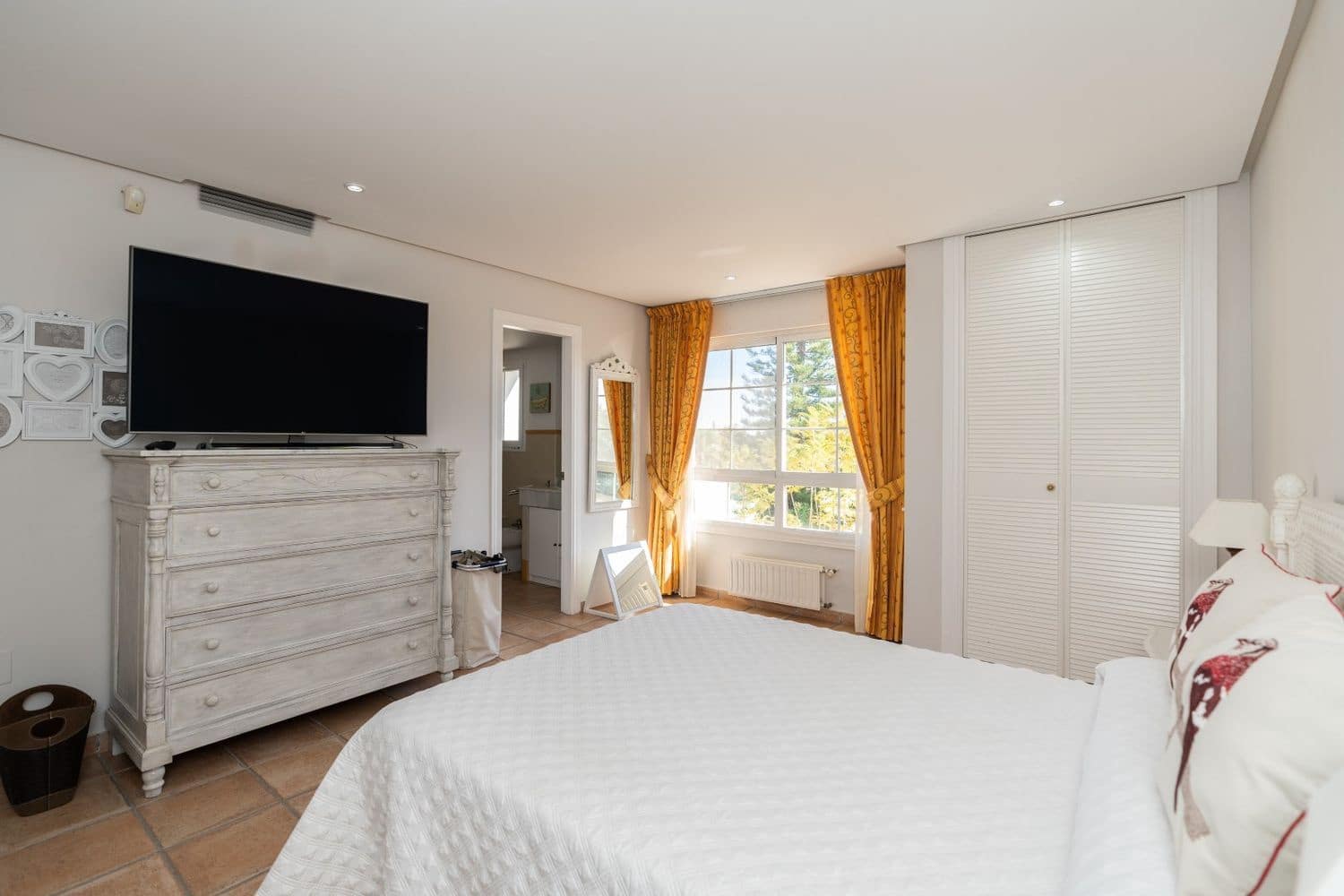5 sovrum Hus till salu i San Pedro de Alcantara med pool garage - 1 750 000 € (Ref: 9869792)