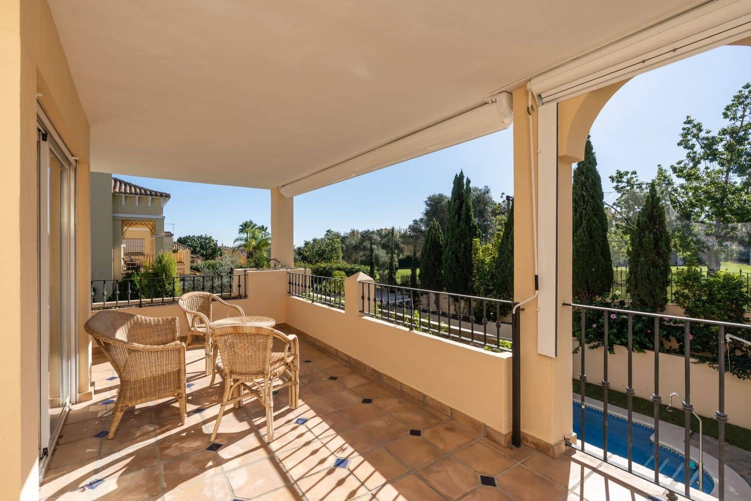 5 sovrum Hus till salu i San Pedro de Alcantara med pool garage - 1 750 000 € (Ref: 9869792)
