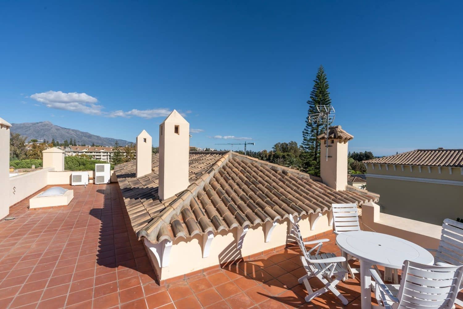 5 sovrum Hus till salu i San Pedro de Alcantara med pool garage - 1 750 000 € (Ref: 9869792)