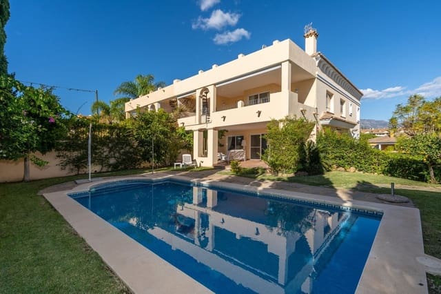 5 sovrum Hus till salu i Guadalmina Alta, Marbella med pool garage - 1 750 000 € (Ref: 9869792)