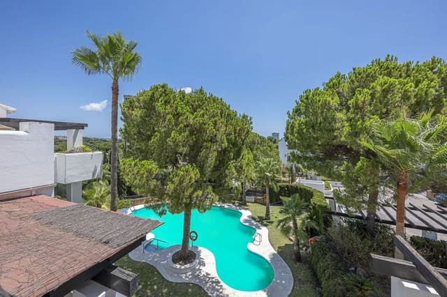 2 makuuhuone Huoneisto myytävänä paikassa Río Real, Marbella mukana uima-altaan 
autotalli - 600 000 € (Ref: 9869793)