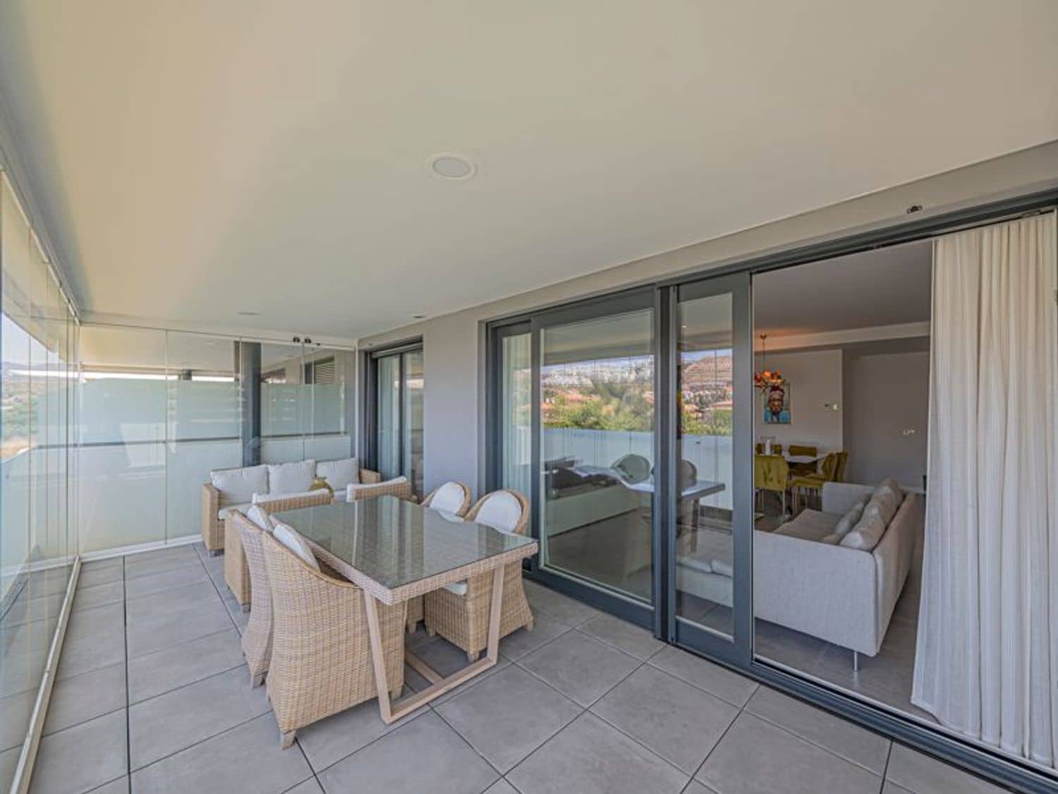 3 bedroom Apartment for sale in Las Lagunas de Mijas with pool garage - € 690,000 (Ref: 9870575)