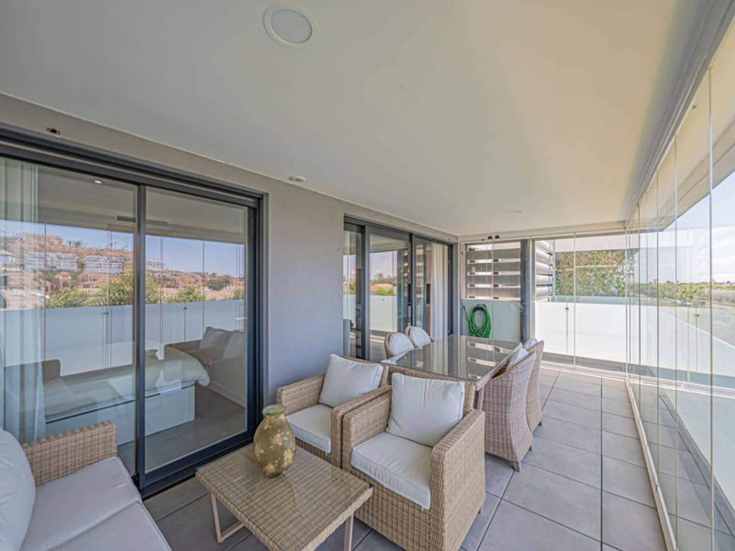 3 bedroom Apartment for sale in Las Lagunas de Mijas with pool garage - € 690,000 (Ref: 9870575)