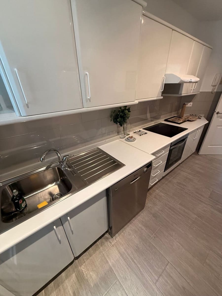 2 soverom Leilighet til leie i Rio Real med svømmebasseng garasje - € 4 500 (Ref: 9875531)