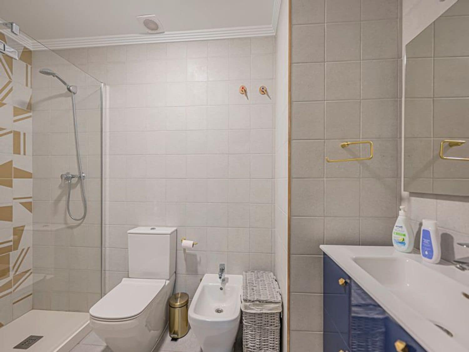 5 sovrum Lägenhet till salu i Benahavis med pool garage - 1 000 000 € (Ref: 9877791)