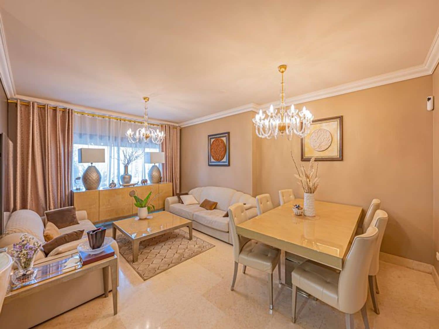 5 sovrum Lägenhet till salu i Benahavis med pool garage - 1 000 000 € (Ref: 9877791)