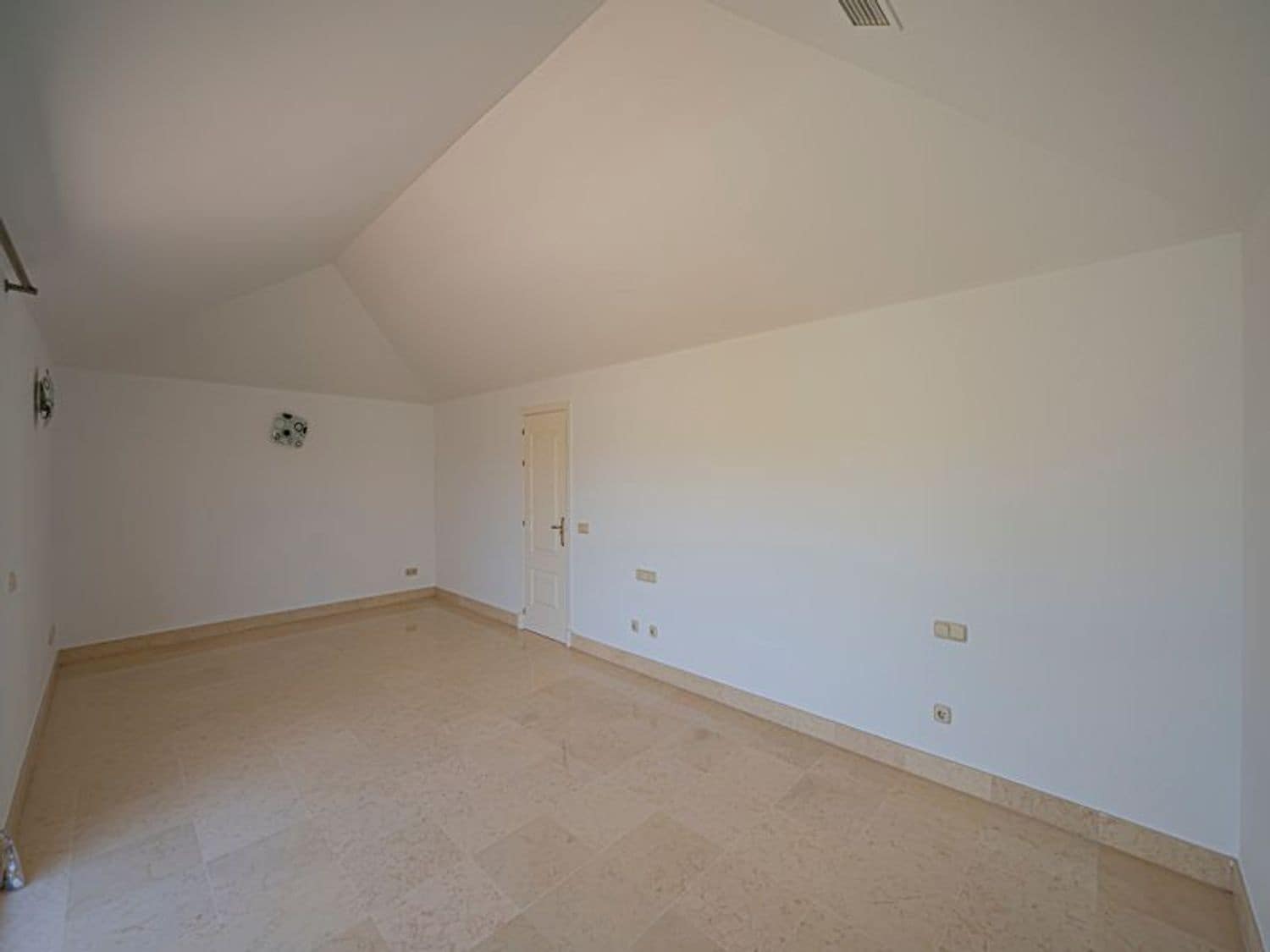 3 soverom Leilighet til salgs i Benahavis med svømmebasseng garasje - € 1 350 000 (Ref: 9885357)