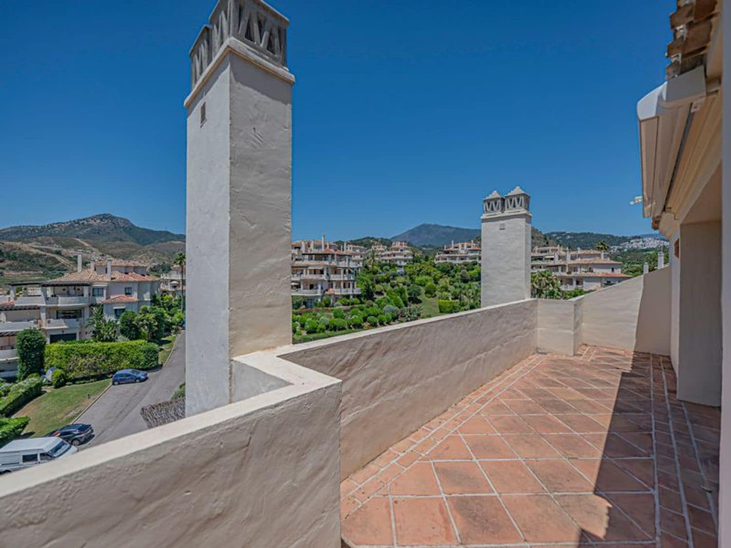 3 soverom Leilighet til salgs i Benahavis med svømmebasseng garasje - € 1 350 000 (Ref: 9885357)
