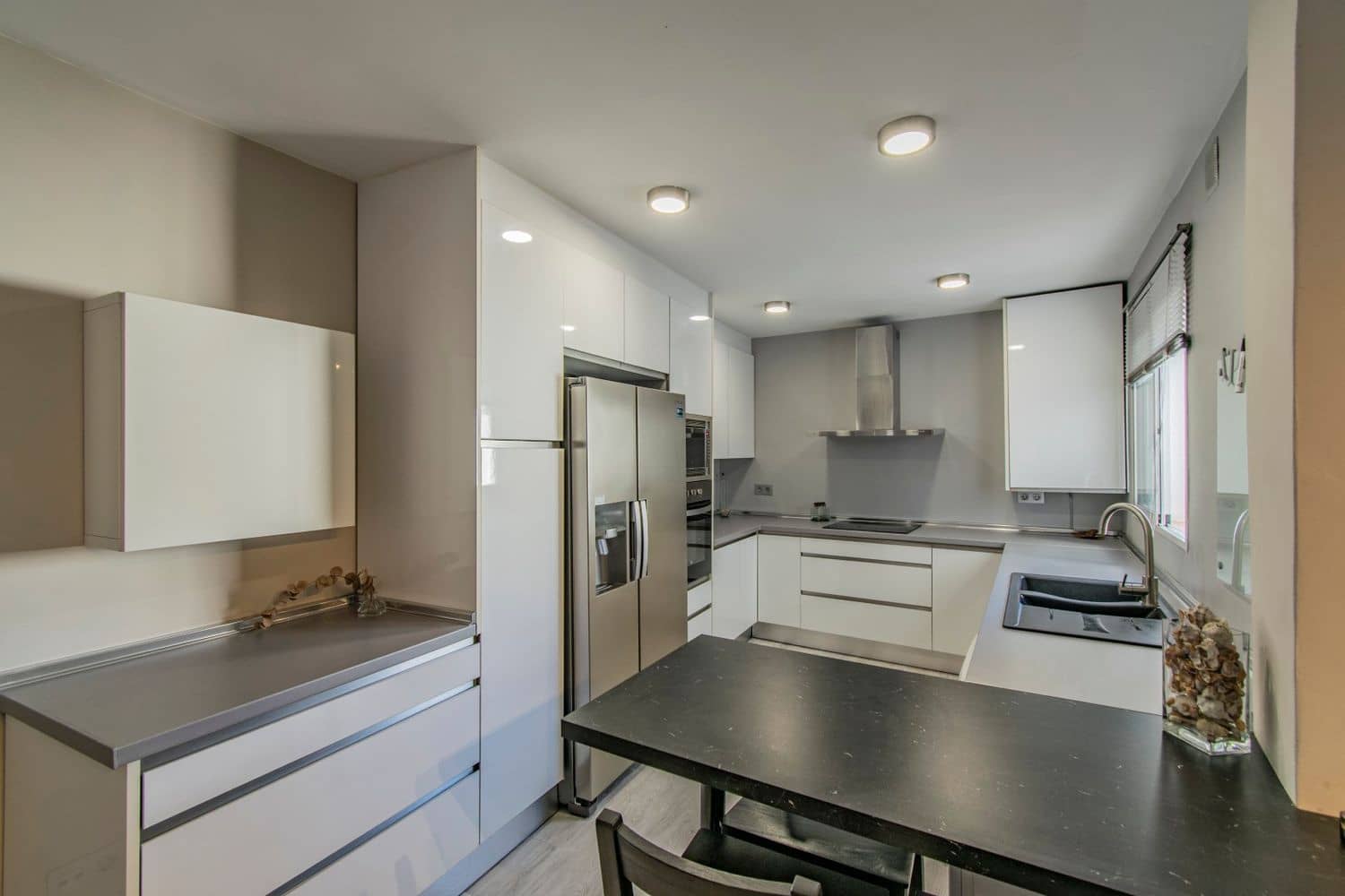 4 soverom Leilighet til salgs i Marbella med garasje - € 529 000 (Ref: 9888644)