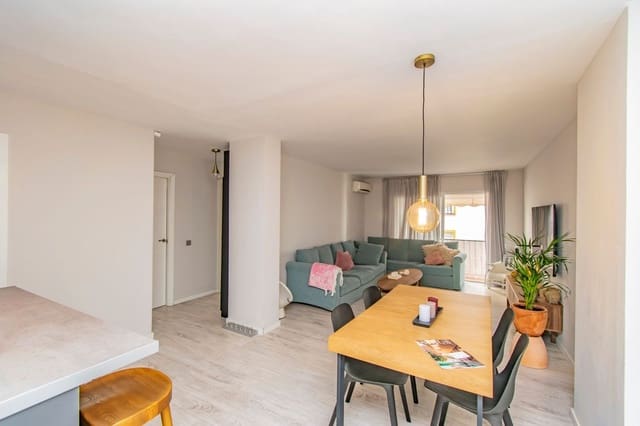 4 sypialnia Apartament na sprzedaż w Casco Antiguo, Marbella z garażem - 529 000 € (Ref: 9888644)