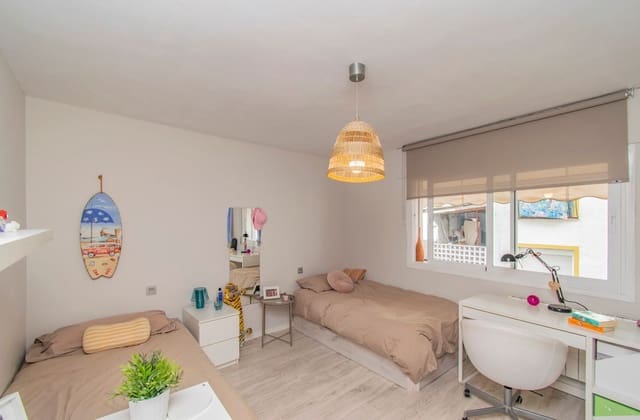 4 sypialnia Apartament na sprzedaż w Casco Antiguo, Marbella z garażem - 529 000 € (Ref: 9888644)