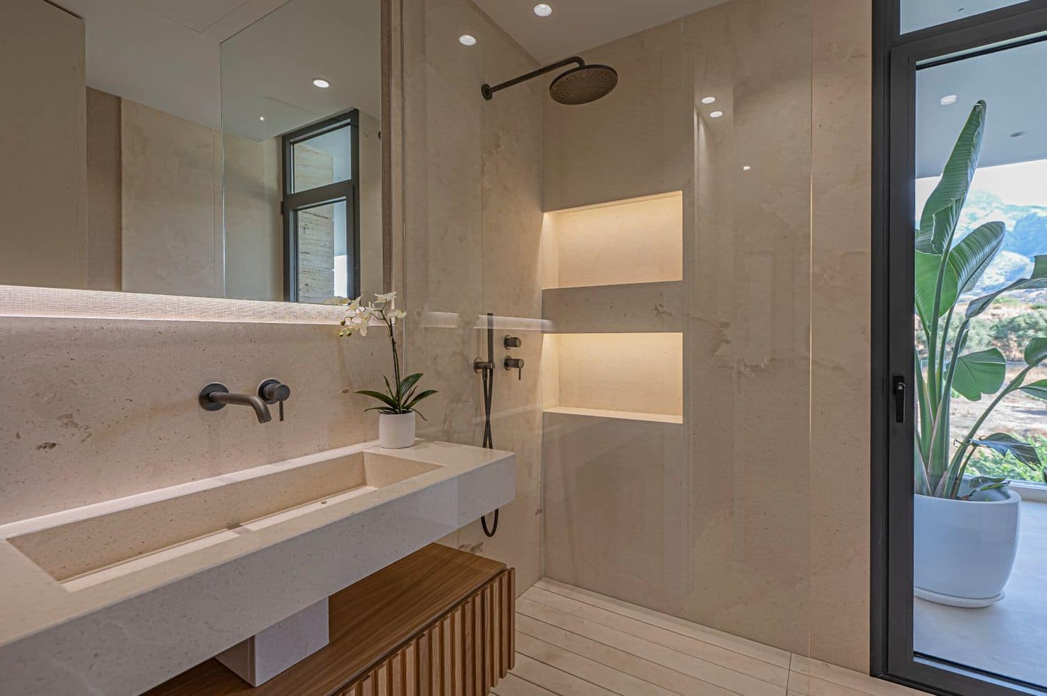 2 chambre Appartement à vendre à Aloha Golf avec piscine garage - 1 150 000 € (Ref: 9889643)