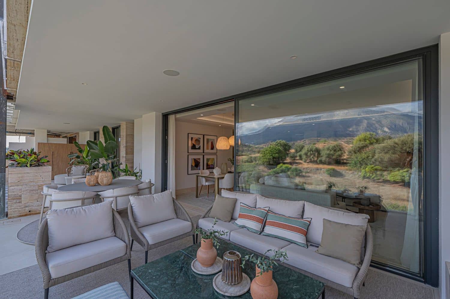 2 chambre Appartement à vendre à Aloha Golf avec piscine garage - 1 150 000 € (Ref: 9889643)