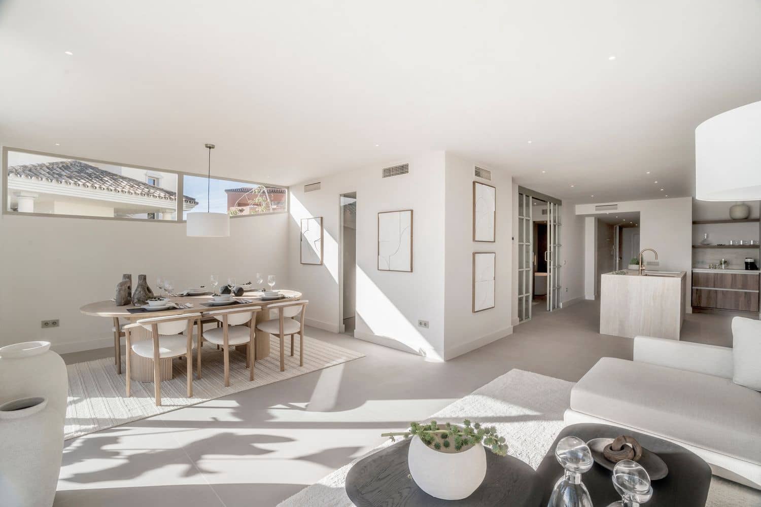 3 soverom Leilighet til salgs i Nueva Andalucia med svømmebasseng garasje - € 1 050 000 (Ref: 9889645)