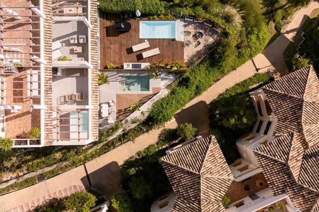 3 slaapkamer Appartement te koop in Los Naranjos, Marbella met zwembad garage - € 1.050.000 (Ref: 9889645)