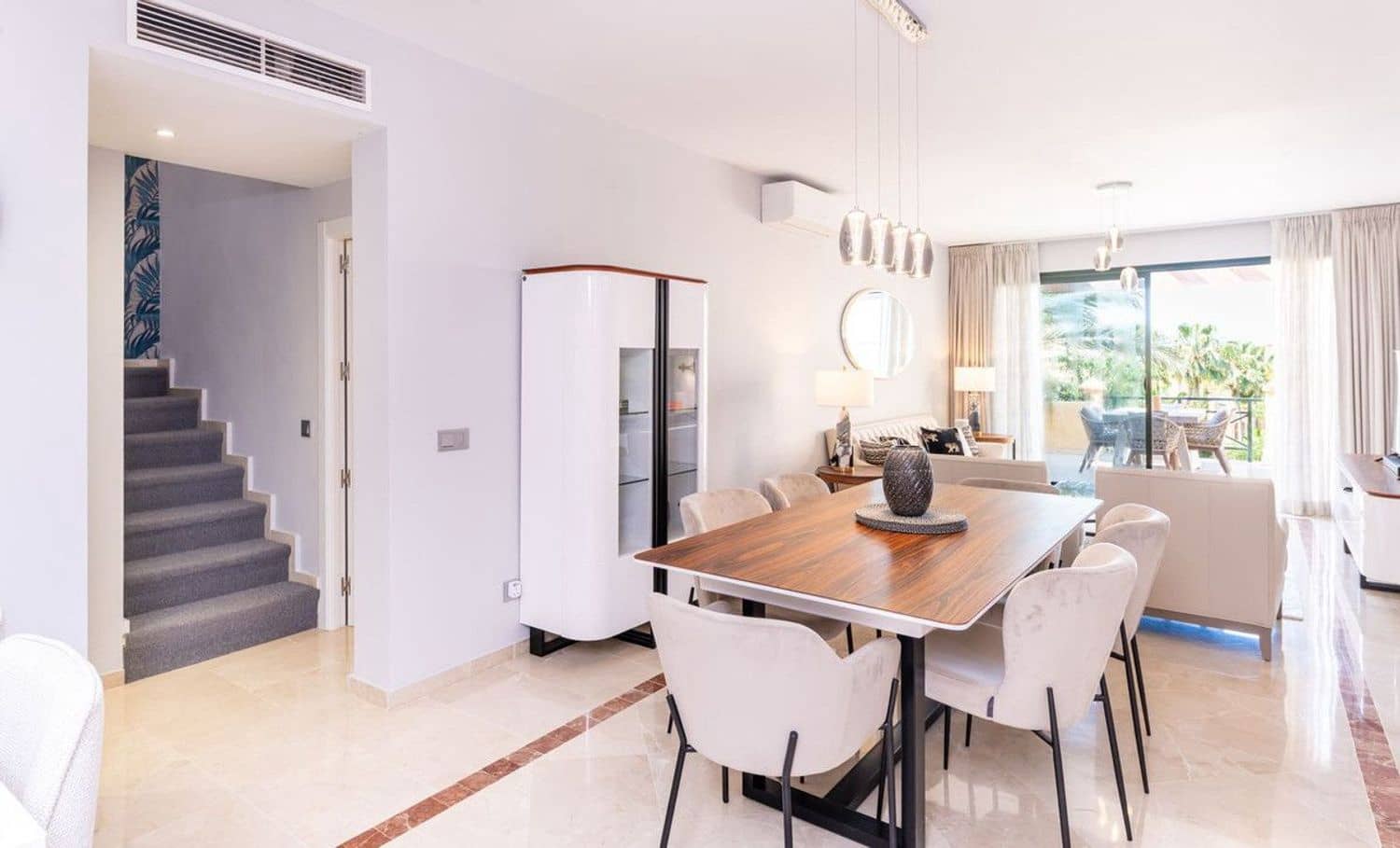 3 quarto Apartamento para venda em New Golden Mile com piscina garagem - 950 000 € (Ref: 9889646)