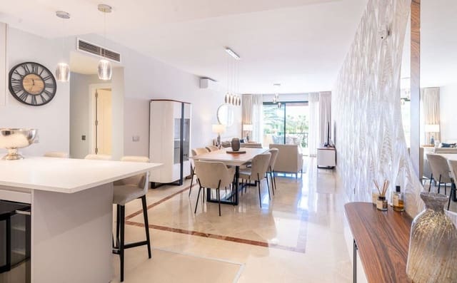 3 soveværelse Lejlighed til salg i Nueva Atalaya, Estepona med swimmingpool garage - € 950.000 (Ref: 9889646)