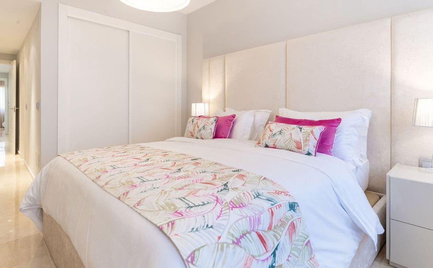 3 quarto Apartamento para venda em New Golden Mile com piscina garagem - 950 000 € (Ref: 9889646)
