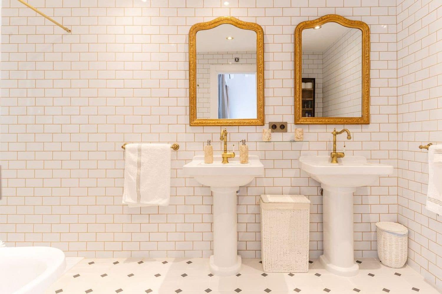 3 quarto Apartamento para venda em New Golden Mile com piscina garagem - 950 000 € (Ref: 9889646)