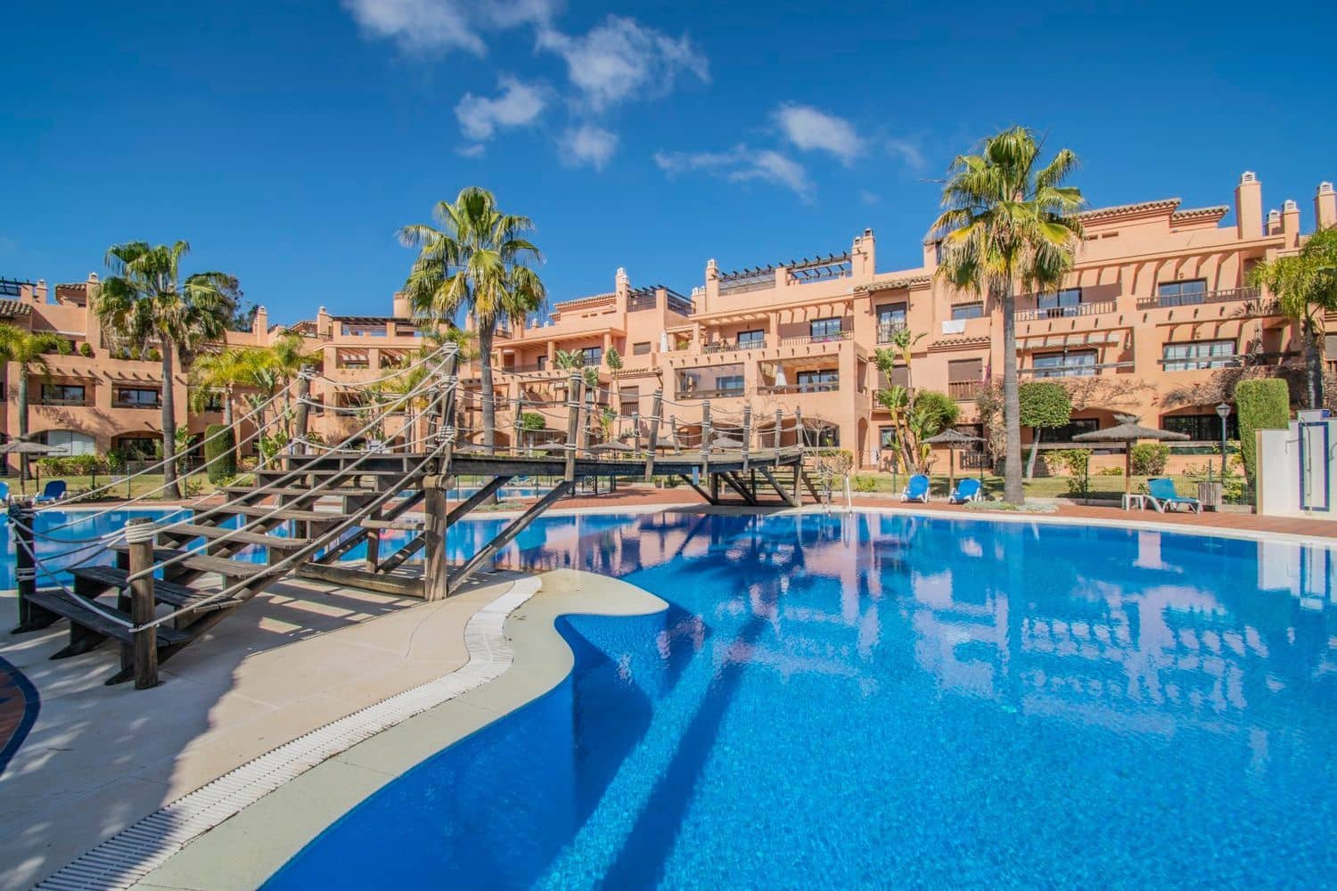4 Zimmer Apartment zu verkaufen in New Golden Mile mit Pool Garage - 790.000 € (Ref: 9916419)
