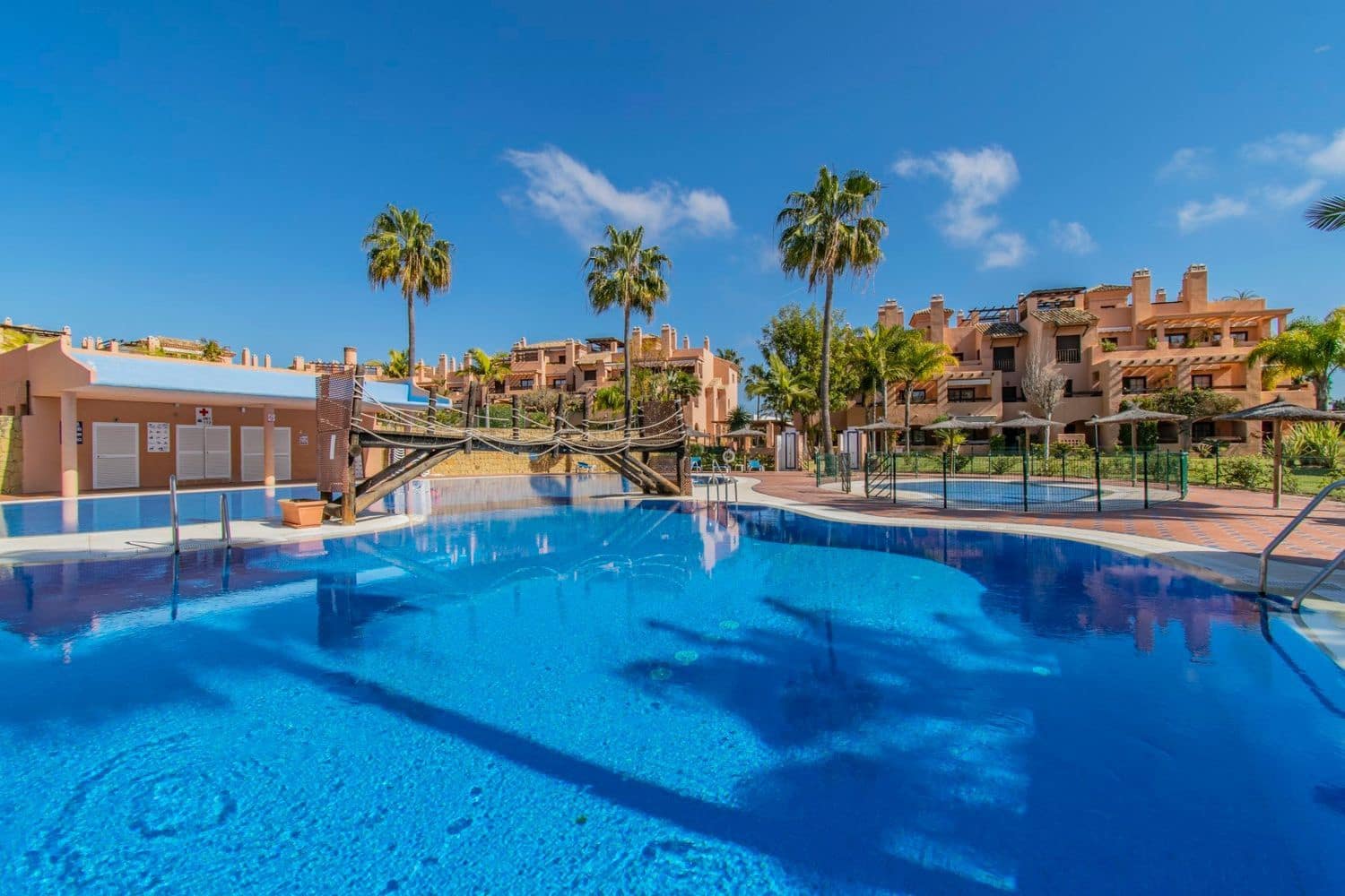 4 Zimmer Apartment zu verkaufen in New Golden Mile mit Pool Garage - 790.000 € (Ref: 9916419)