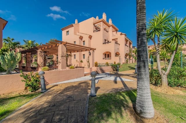 4 Zimmer Apartment zu verkaufen in Atalaya-Isdabe, Estepona mit Pool Garage - 790.000 € (Ref: 9916419)